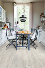 Ламиниран паркет QuickStep №CL1653 Дъб бяла патина 8мм / 32 клас