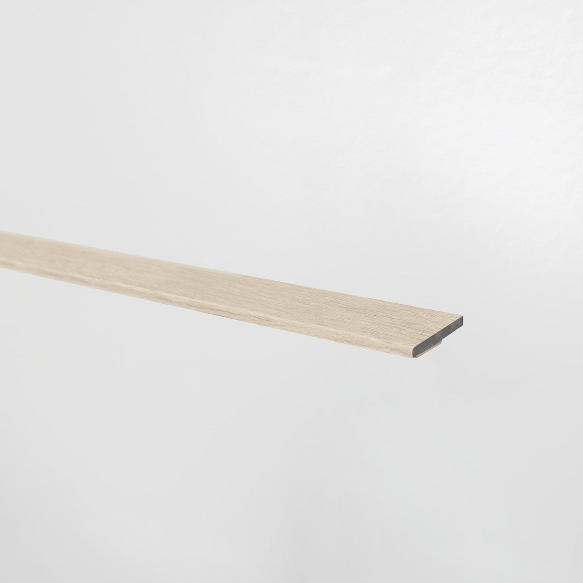 Floorify N051 Coconut самозалепващ перваз