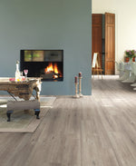 Ламиниран паркет QuickStep №IM1858 Дъб сив дялан 8мм / 32 клас 4V
