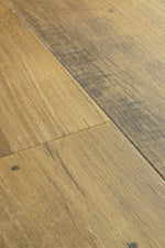 Водоустойчива настилка QuickStep №40029 Винтидж Кестен 4мм / 33 клас 4V