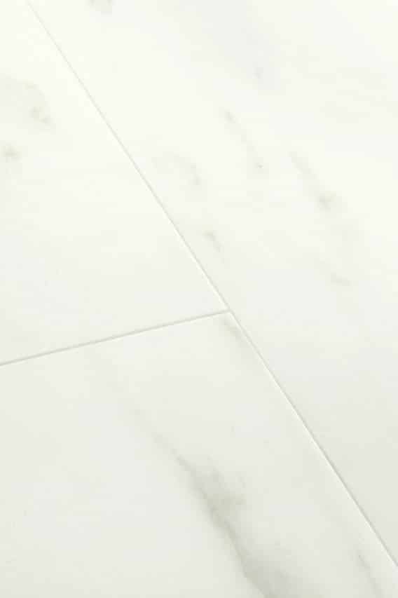 Водоустойчива настилка QuickStep №40136 Бял мрамор Карара 5мм / 33 клас 4V