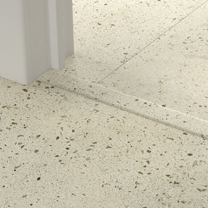 Лайстна PVC Incizo 40276 Бетон пебъл QSVINCP40276 2.00м