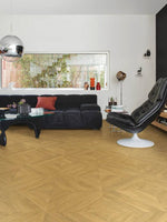 Ламиниран паркет QuickStep №IPA4161 Шеврон Дъб Естествен 8мм / 32 клас 2V