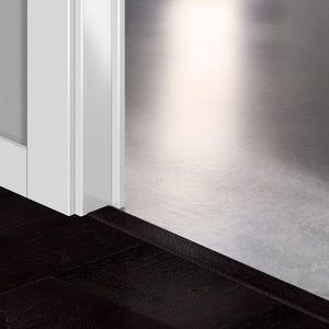 Лайстна MDF Incizo 4755 Дъб черен боядисан QSINCP04755 2.15м