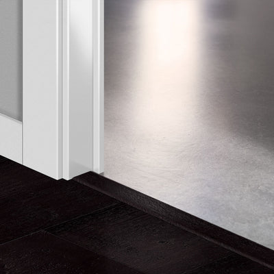 Лайстна MDF Incizo 4755 Дъб черен боядисан QSINCP04755 2.15м