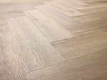 Водоустойчива настилка Amaron Herringbone №159 Дъб Уембли 5мм / 33 клас 4V