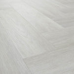 Водоустойчива настилка Amaron Herringbone №176 Дъб Хейуърт 5мм / 33 клас 4V