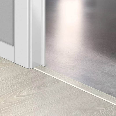 Лайстна MDF Incizo 3559 Дъб лека патина Класик QSINCP03559 2.15м