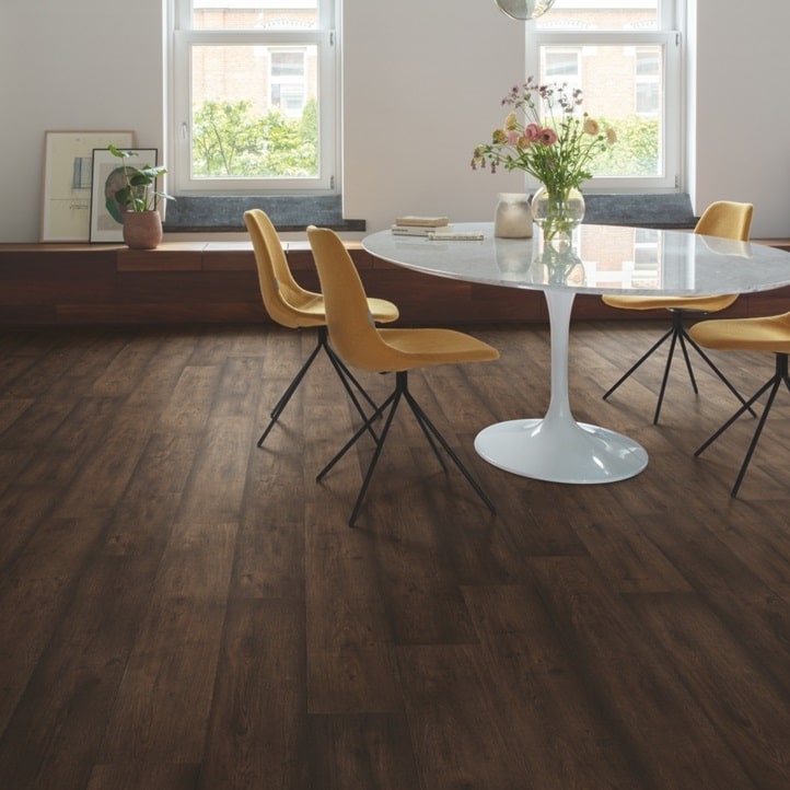 Ламиниран паркет QuickStep №4756 Дъб кафяв, восъчен 9мм / 32 клас 4V