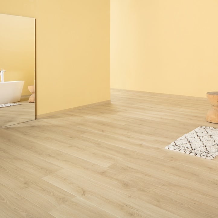 Ламиниран паркет QuickStep №SIG4763 Естествен Дъб, изчеткан 9мм / 32 клас 4V