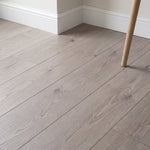 Ламиниран паркет SWISSKRONO SWISS SOLID D4661 Artisan Oak Grey 12мм / AC5 33 клас 4V