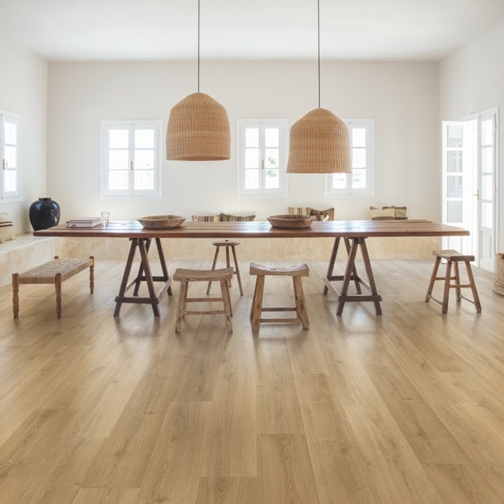 Ламиниран паркет QuickStep №SIG4762 Изчеткан дъб топъл - естествен 9мм / 32 клас 4V