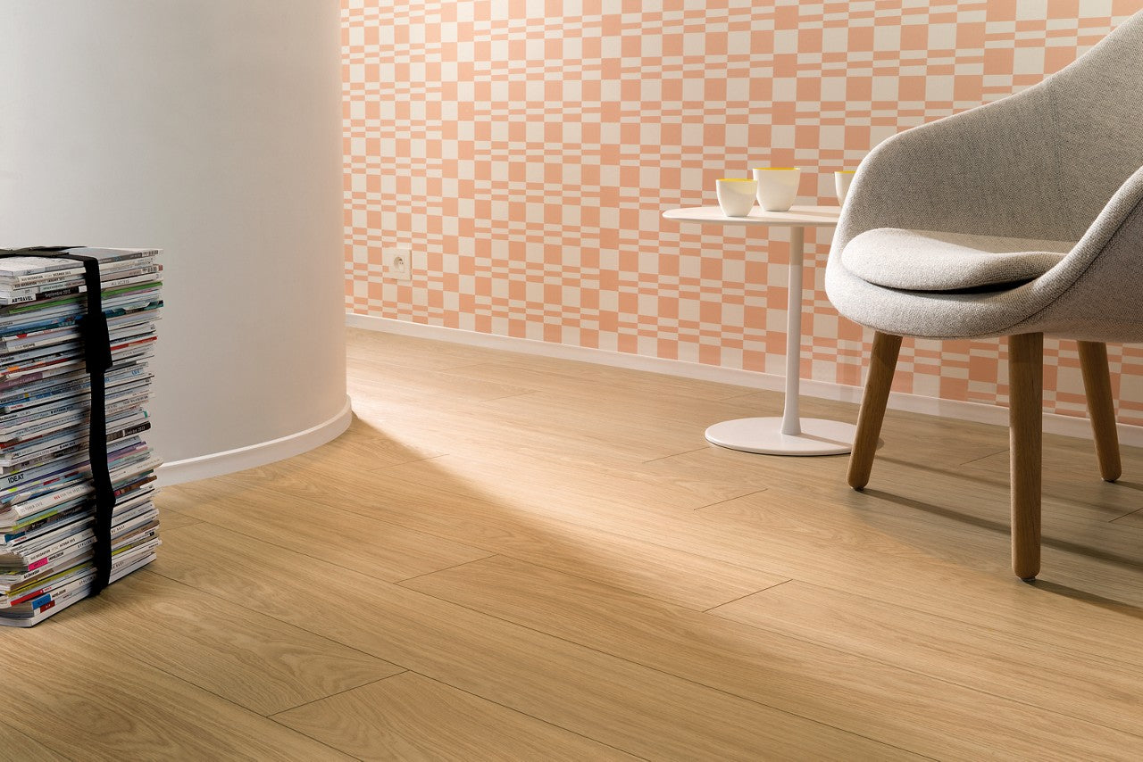 Еластичен перваз Quickstep Бял 40x14мм QSFLEXSKR 7.00м
