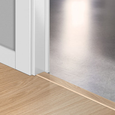 Лайстна MDF Incizo 1538 Дъб лакиран бял QSINCP01538 2.15м