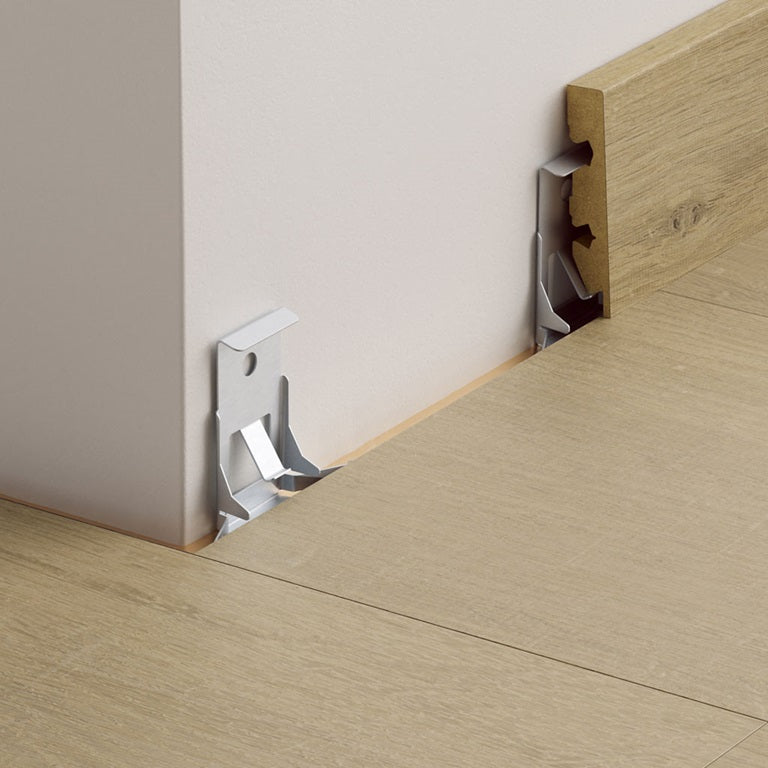 Клипс за MDF перваз Quickstep QSCLIPSKME7080A за ламинат 8мм (50 бр./пак.)