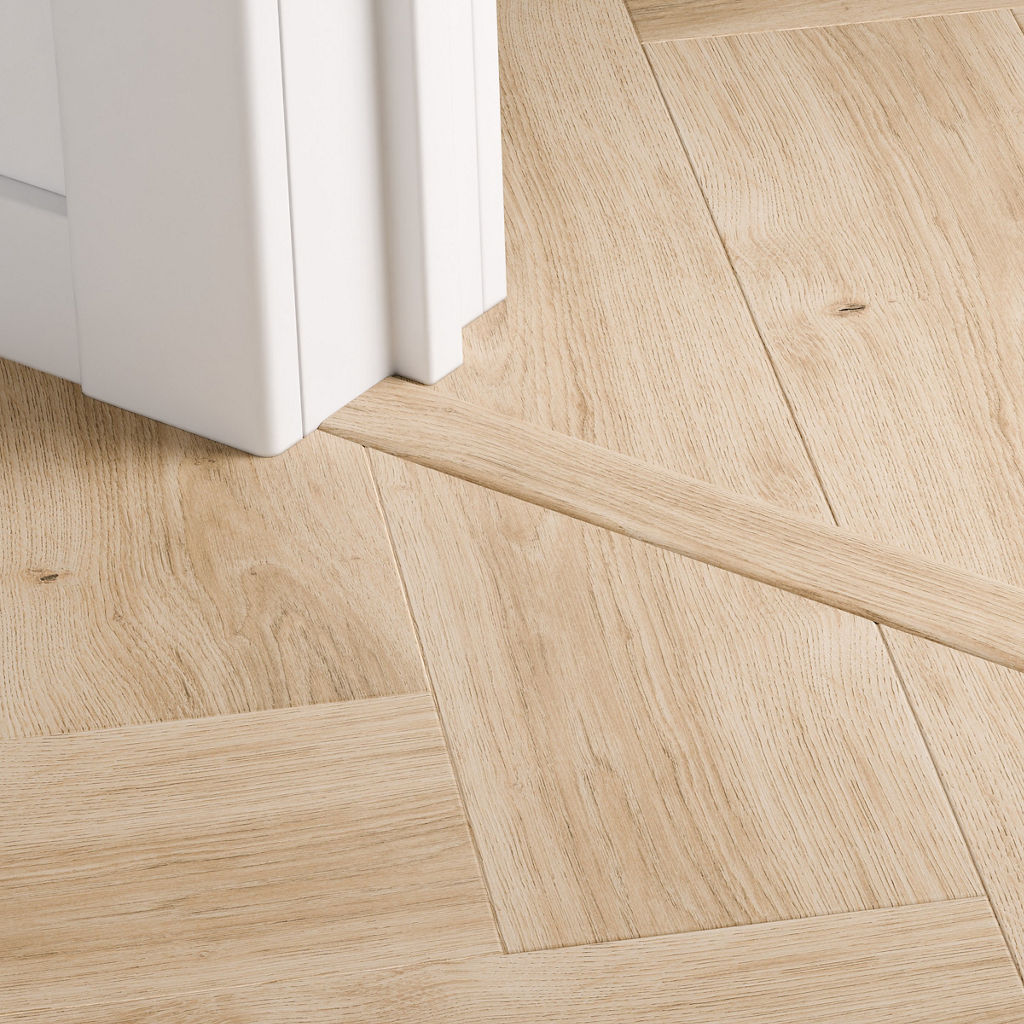 Лайстна MDF Incizo 8245 Овъглен дъб QSINCP08245 2.15м