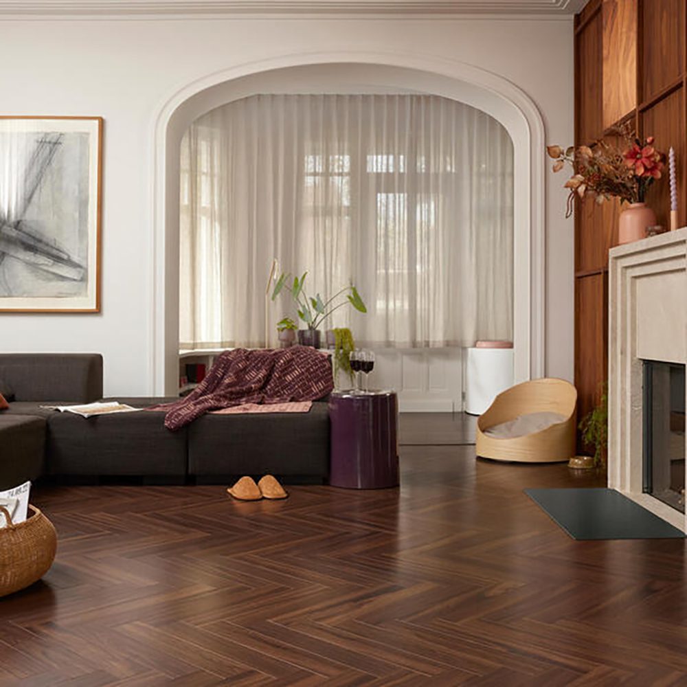 Ламиниран паркет Berry Alloc №62002730 B8111 Орех Кафяв 8мм / 33 клас - дъска А