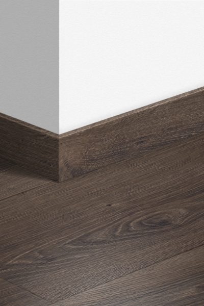 Перваз MDF Quickstep 3553 Пустинен дъб четкан тъмнокафяв 58x12мм QSSK03553 2.40м