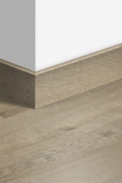 Перваз MDF Quickstep 3557 Дъб светлокафяв 77x14мм QSPSKR03557 2.40м