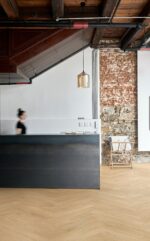 Винилова настилка Kährs Sensation LTCHW2503-103 Вижън Херингбон 6мм / 34 клас - Image 3