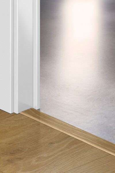 Лайстна MDF Incizo 3546 Дъб горски натурален QSINCP03546 2.15м