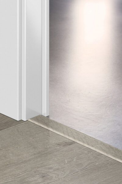 Лайстна MDF Incizo 3558 Дъб сив QSINCP03558 2.15м