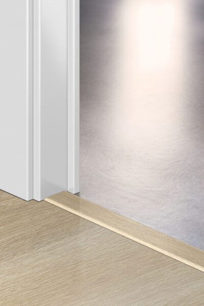 Лайстна MDF Incizo 3574 Дъб бежов QSINCP03574 2.15м