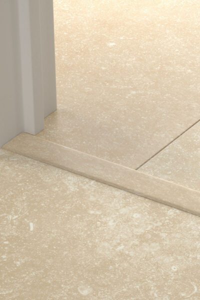 Лайстна MDF Incizo 5486 Лаймстоун QSINCP05486 2.15м