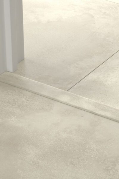 Лайстна MDF Incizo 5491 Оцветен бетон QSINCP05491 2.15м