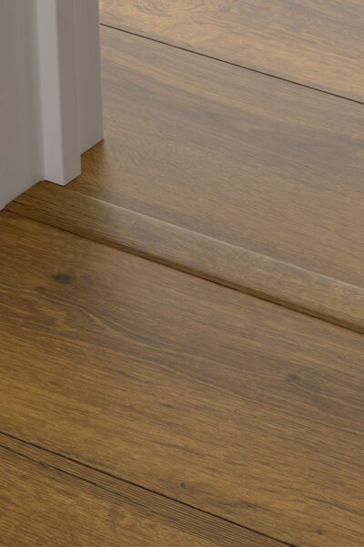 Лайстна MDF Incizo 5793 Дъб какао кафяв QSINCP05793 2.15м