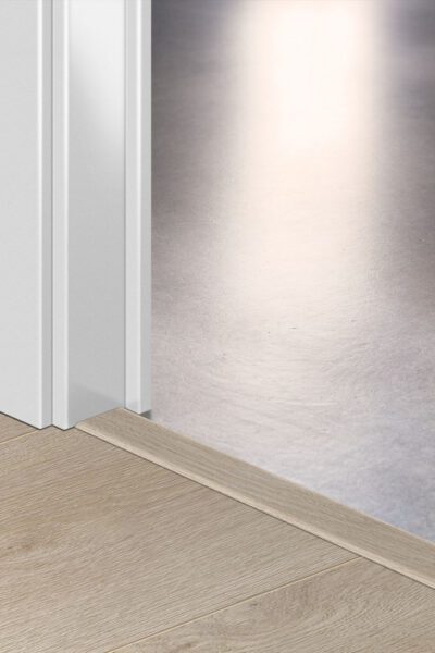 Лайстна MDF Incizo 1857 Дъб бежов дялан QSINCP01857 2.15м