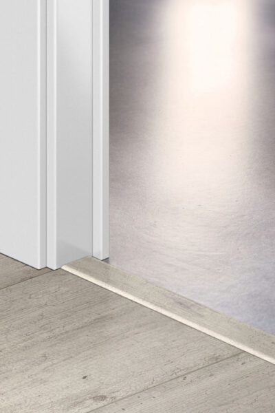 Лайстна MDF Incizo 1861 Дървен бетон QSINCP01861 2.15м