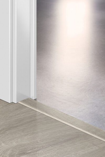 Лайстна MDF Incizo 3580 Дъб Нюкасъл сив QSINCP03580 2.15м