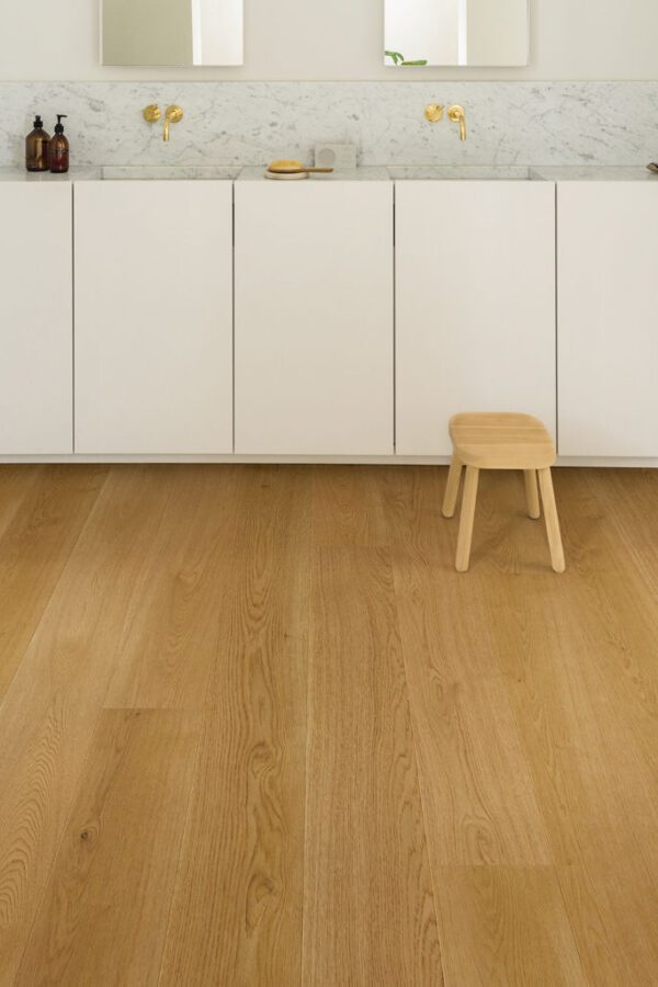 Трислоен паркет Quick-Step 6032 Natural oak extra matt/ Дъб натурален екстра мат